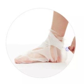 A'PIEU 어퓨 말랑발 풋케어 보습 30분 필링 삭스 1회용 X4개 APYU Malrangbal Foot Care Moisturizing 30min Peeling Socks 1-Time Use X4