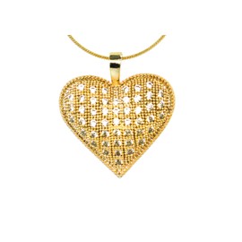 Stainless steel heart-shaped women's necklace, with the magnificent brilliance of zirconia stones, the elegant reflection of yellow, is the shining symbol of infinite love and affection.