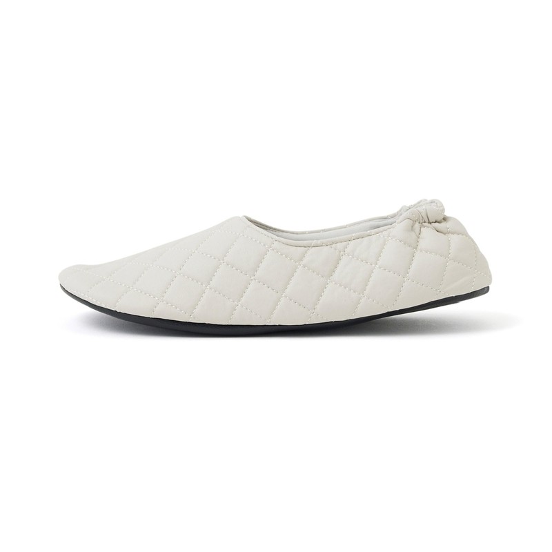 Francfranc Quilted Pocket Room Shoes, white