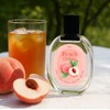 Peach Oolong |A sip of iced peach oolong on a