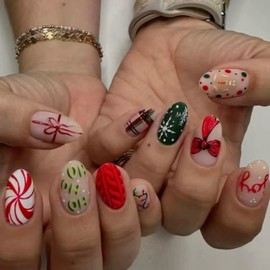 Christmas Press on Nails Short Oval Fake Nail with Snowflake Candy Gingerbread Man Bow Designs Xmas False Nails Winter Acrylic Matte Stick on Nail for Women 24 Pcs