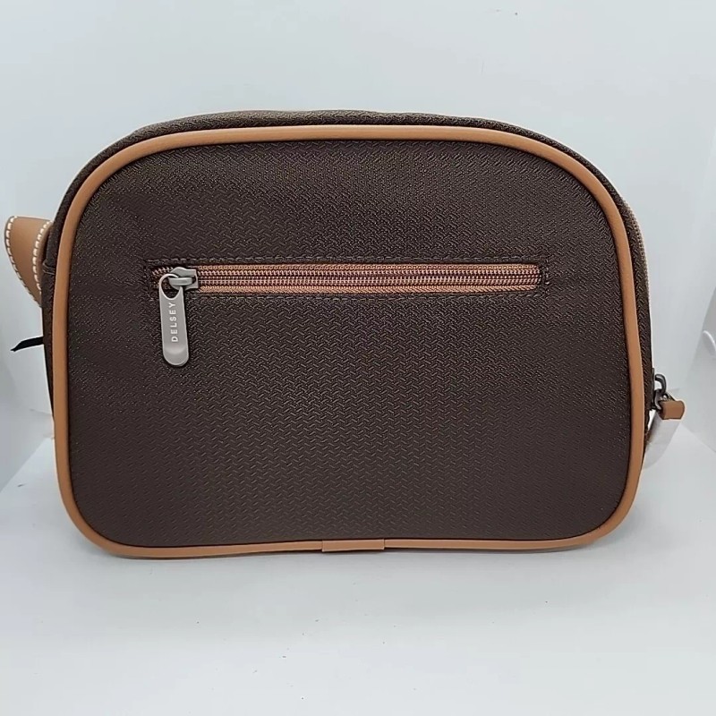 DELSEY NEW Delsey Paris Chatelet Air 2.0 Large Toiletry Bag.