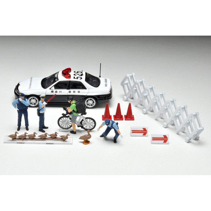 Geocore 64 1/64# Car Snap 16a Police ABS PVC Doll