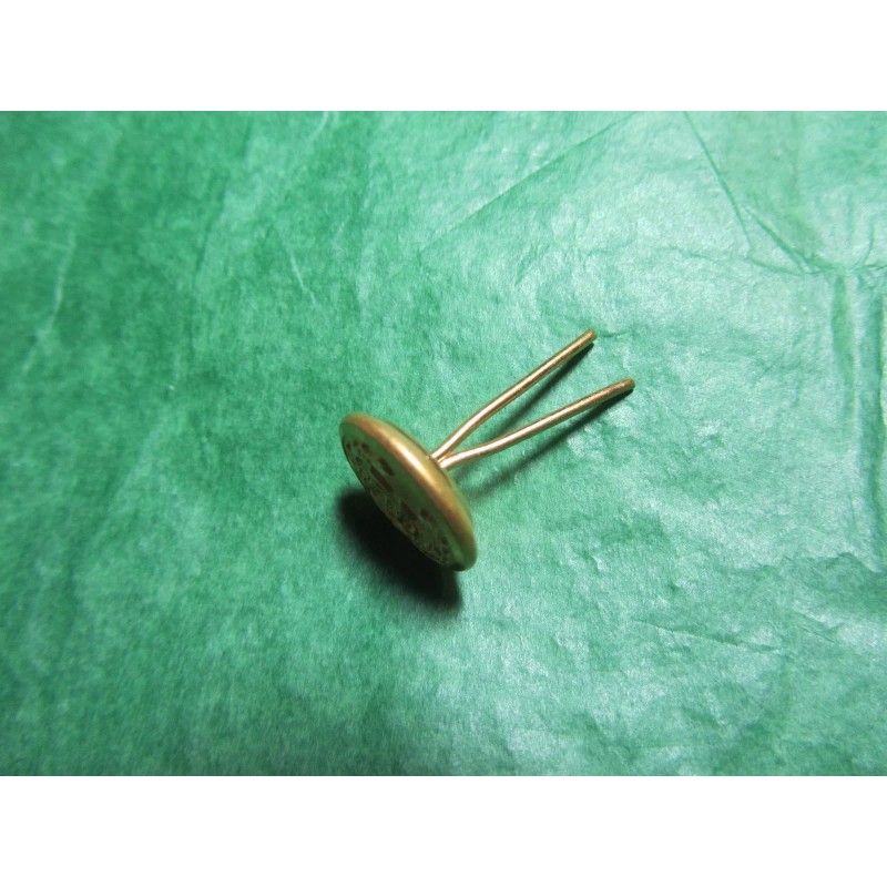 (1) 5/8" SUPERIOR QUALITY "F D" FIRE DEPT GOLD METAL
