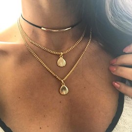 SINLOV Women and Girls Boho Layered Shell Choker Necklaces Gold Velvet Pendant Necklace Jewelry Adjustable