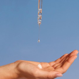 Isle of Paradise Isle of Paradise Self Tanning Drops, Light (Sunkissed Glow) - Vegan and Cruelty Free Self Tan Drops, 1.01 Fl Oz