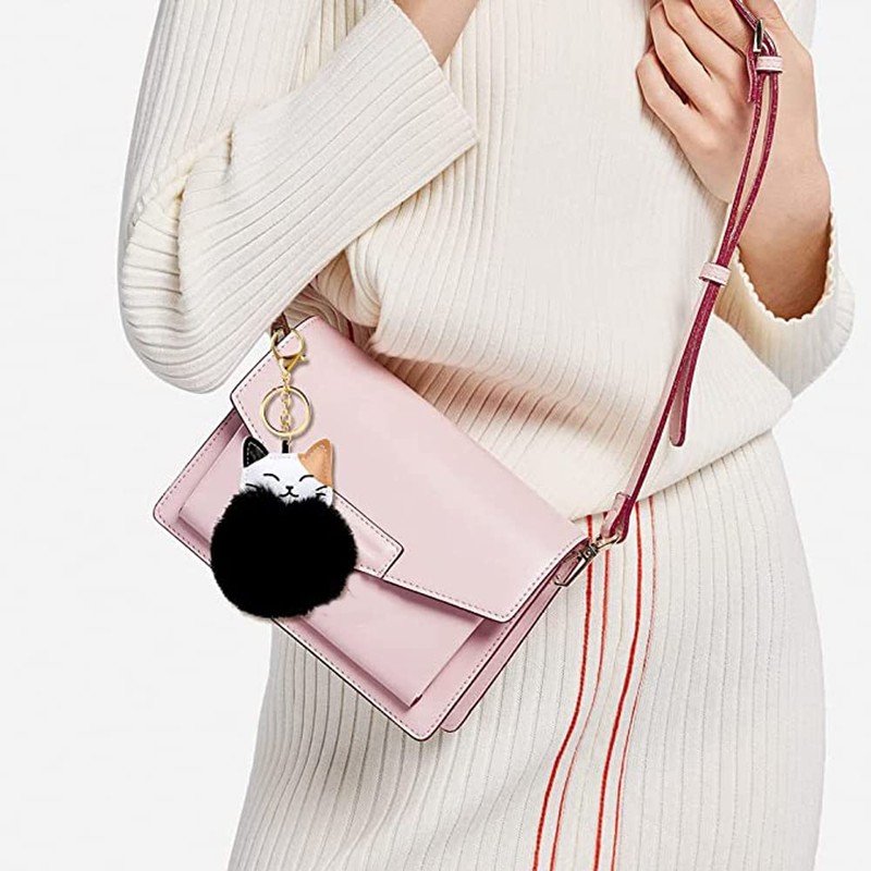 Qiwenr Plush Ball Keyring, black