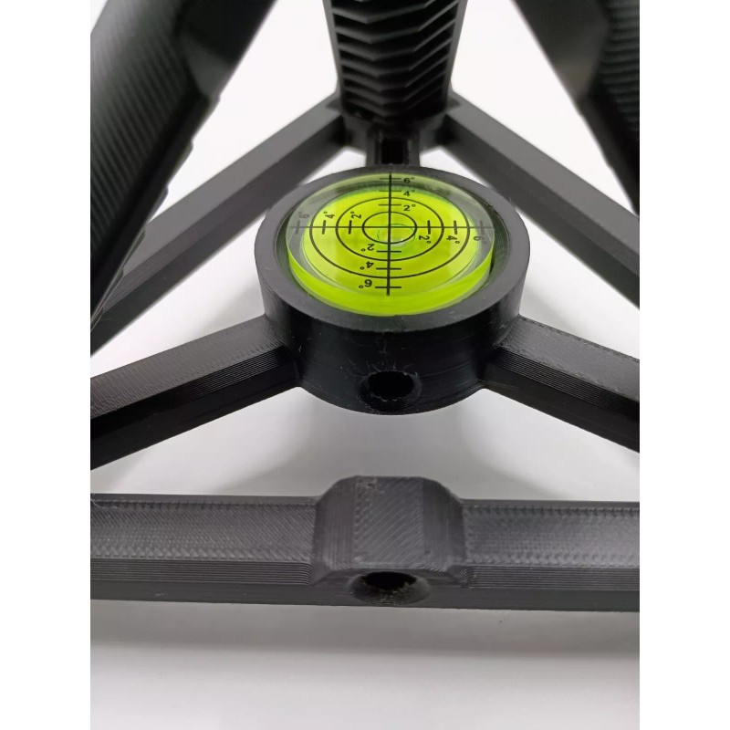 Garmin Approach R10 Golf Alignment And Leveling Stand