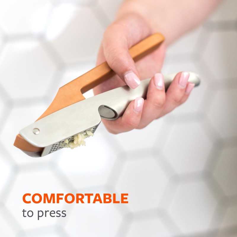 Full Circle Crushed It, Easy-Clean Stainless Steel Garlic Press: Effortless