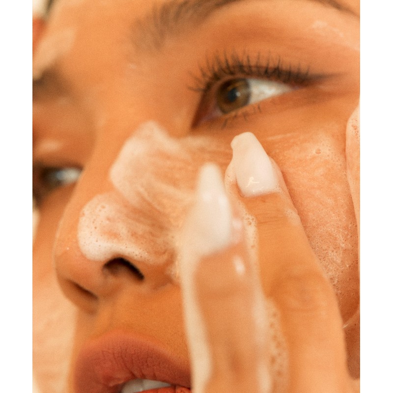 Rose Project Rose Project Begin Care Mild Acidic Cleansing Gel