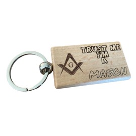 Ashton and Finch Trust Me, I’m a Mason Keyring – Engraved with Masonic Symbol and “G” – Unique Gift for Freemasons