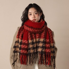 Red Vintage Christmas New Year Warm Scarf for Women (lf1158) Free Size / Red (Model Worn Color) 2ea