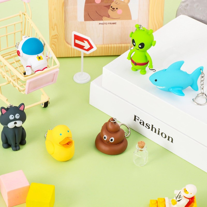 Newtay 6 Pcs Nurse Animal Flashlight Keychain Pediatric Nurse Flashlight