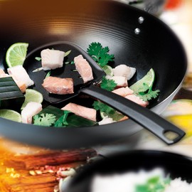 FACKELMANN Wok Schlitzwender Asia Line, Küchenhelfer aus Nylon, Löffel für beschichtete Töpfe und Pfannen - hitzebeständig & spülmaschinengeeignet, Menge: 1 Stück