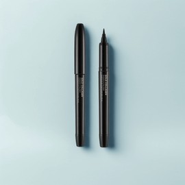 Anjumain THE FACE SHOP Gold Collagen Marker Pen Eyeliner 1ml, 01 Black, 1 pc. / 더페이스샵 골드 콜라겐 마커펜 아이라이너 1ml, 01 블랙, 1개