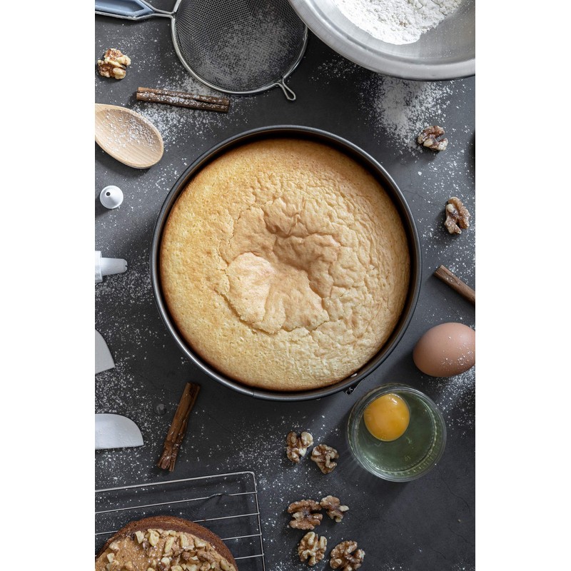 Chef Aid 10E10321 Non-stick Spring form Cake Tin, Round cake