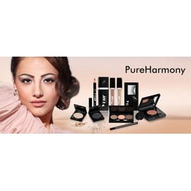 YOUR Fixing Powder Colour Neutral Powder for fixing all foundations. Makes camouflage rub and water resistant