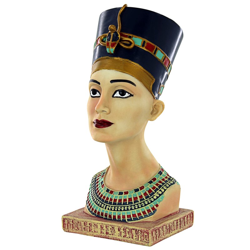Design Toscano Egyptian Queen Nefertiti Royal Bust: Medium