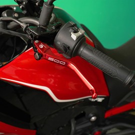 ZYAKOMO CNC Motorcycle Clutch Brake Lever Fit for Kawasaki Ninja 500 Ninja500 Ninja 500SE 2024 2025 Z500 Z500SE Handle Brake Levers Brake Clutch Levers (Red)
