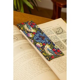 DMC - DMC Museum Collection - Strawberry Thief Cross Stitch Embroidery Bookmark Kit - 1 Set