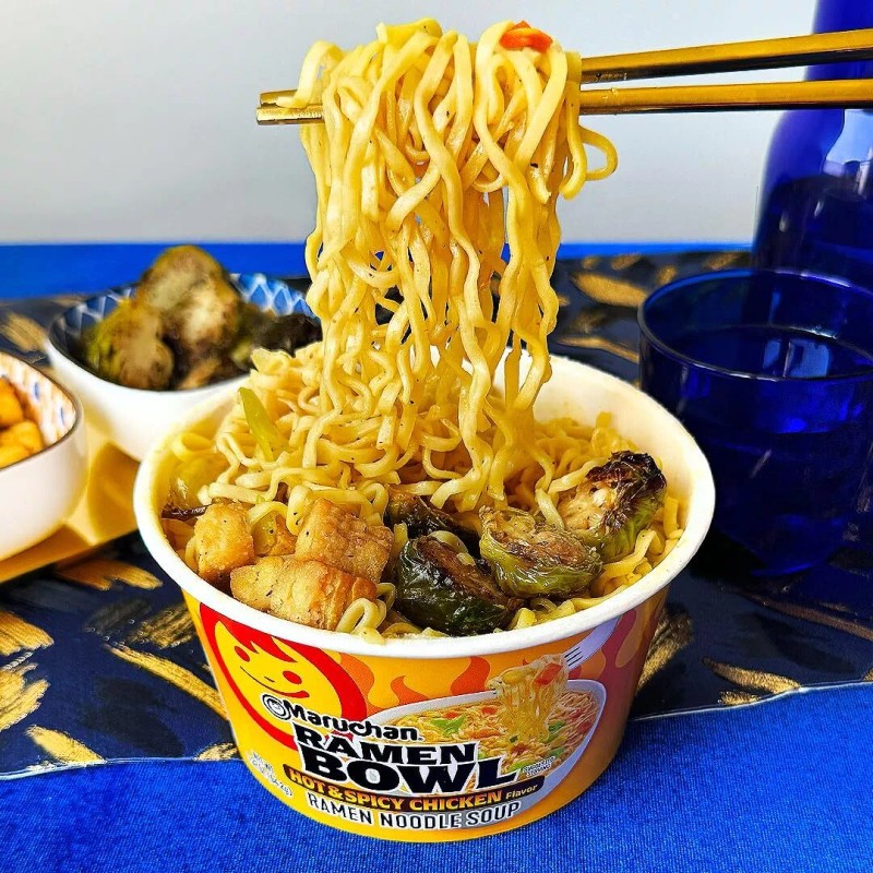 Maruchan Hot and Spicy Chicken Ramen Bowl 6 Pack Instant