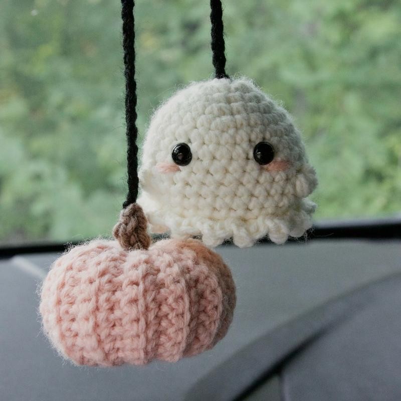 Crochet Pink Pumpkin & Ghost Hanger - Ghost: Classic