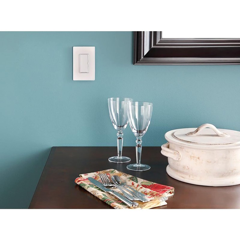 Lutron Claro 1 Gang Decorator/Rocker Wallplate, Satin, Midnight (1-Pack) |