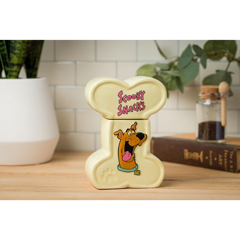 Silver Buffalo Scooby-Doo Scooby Snacks Sculpted Ceramic Snack Jar, 4.85”