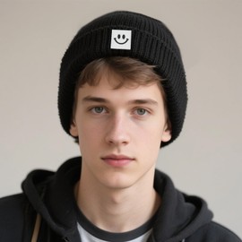 viiotu Smile Men Beanie, Beanie Hats for Women Warm, Mens Beanie Soft Unisex Knit Hat Beanie for Winter (AU, Alpha, One Size, Black)