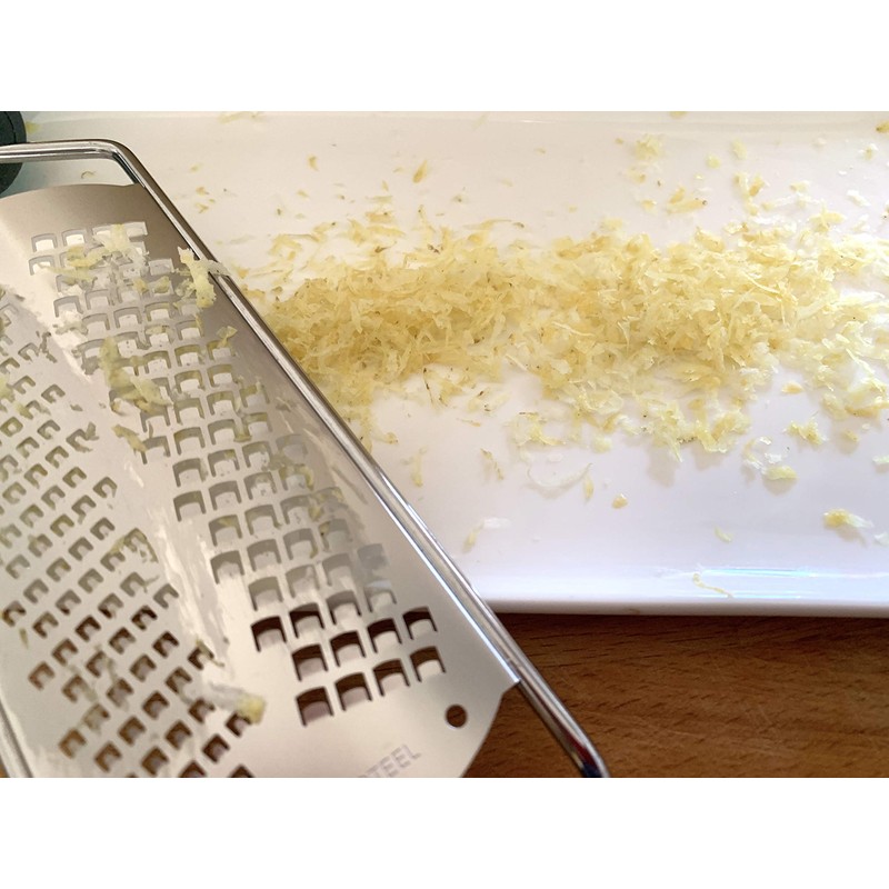 SimSim Super Sharp Professional Grater 2 in 1 Kitchen Grater