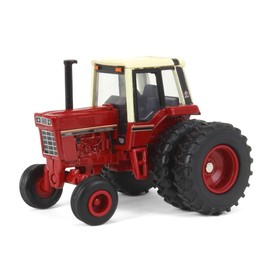ERTL 1/64 International Harvester 1486 Tri-Stripe Wide Front with Rear Duals, 44328