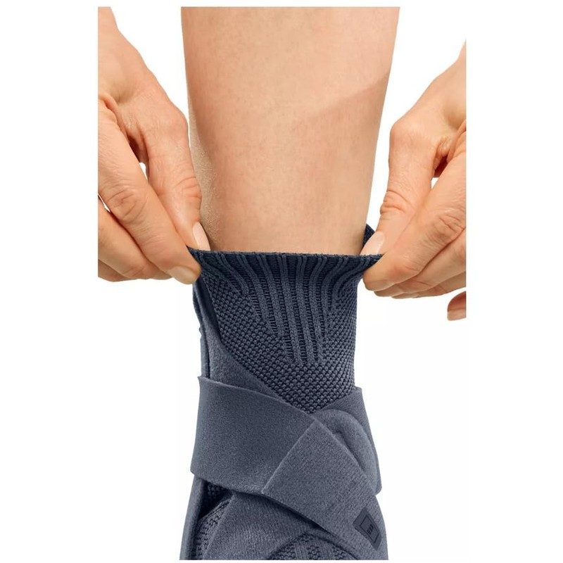medi Levamed Active Ankle Brace Foot Bandage Right | Silver