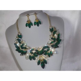 treasuresbyevieus@etsy.com green Rhinestone Necklace Set Wedding MOB Bridal Prom Necklace Party Formal