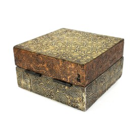 TEMPELWELT Wooden Box India 11 x 11 x 6 cm Wooden Box Brass Copper Platinum Plated Ornaments Ornaments Treasure Chest Jewellery Box Box with Hinged Lid