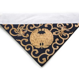 Buddhist altar Uchiki (inner layer), triangle, made of high-grade gold brocade cloth, Uchiki Honganji school, Otani school, Jodo Shinshu family crest (width 11.4 inches (29 cm), Oto (Oya school) navy blue)