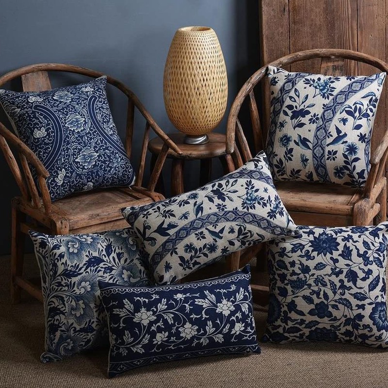 D (45X45cm) Decorative Hamptons Oriental Blue Floral Linen Cushion Cover