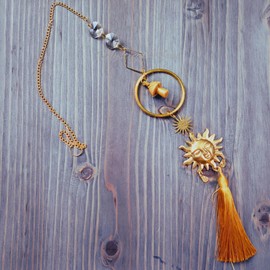 Golden Tassel Suncatcher Celestial Sun Hanging Ornament with Gemstone Mushroom Geometric Light Catcher Rainbow Maker Caster Window Wall Decor Boho Bohemian Home Accessory Cottage Fairy Gift for Her
