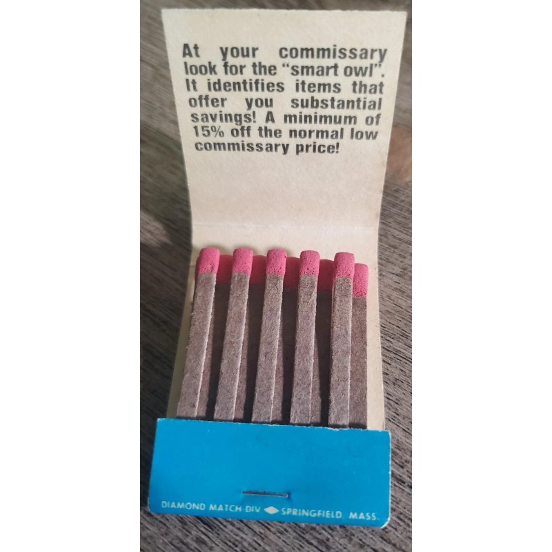 VNTG&RARE Matchbook Smart Owl Commissary red, white & light blue