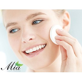 Versatile Cleansing Milk with Almond Cake Oil 200 ml - Cleansing Milk A PH Physiological - Rich in Plasticisers - For All Types of Leather - Sensitive and Dry Skin