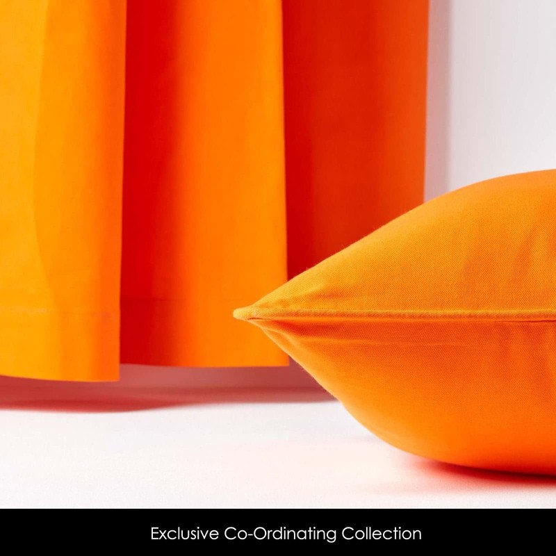 Homescapes – 100% Cotton Plain Orange Filled Cushion – Solid