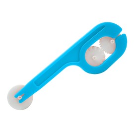 Fresh Puff Pastry Cutter Wheel - with 3 Smooth and Toothed Blades - Tortellini, Handmade Ravioli Pasta - Lightweight and Durable (Light Blue)