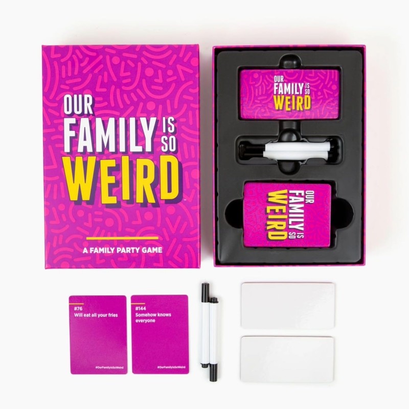 DSS Games Our Family is So Weird [A Family Card
