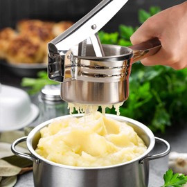 Potato Ricer Stainless Steel Masher, Large Capacity 15oz Potato Masher Kitchen Tool for Potatoes, Fruits, Vegetables and Baby Food, Juicer, Vegetable Strainer with 3 Interchangeable Ricing Discs