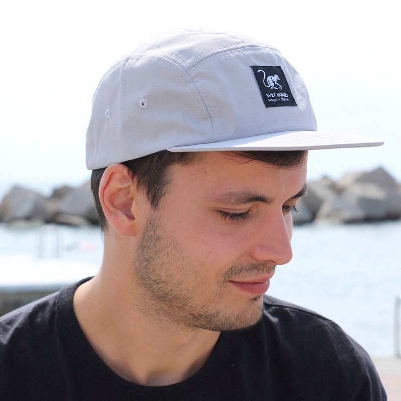 Surf Monkey Adjustable Strapback Cap Waterproof Classic Jockey Cap for