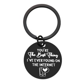 YangQian Funny Engraved Couples Keychain: 'You're the Best Thing I've Ever Found on the Internet' - Romantic Humor Keychain for Couples, Adults in Relationships - Black Stainless Steel