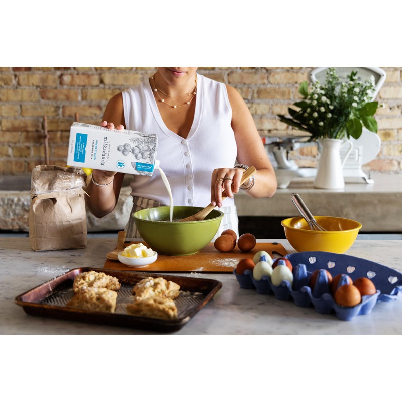 milkadamia Macadamia Milk - Unsweetened - 32 Fl Oz (Pack