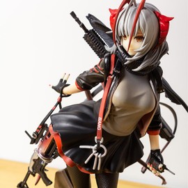 Arknights Figure 1/7 Game Characters PVC Desktop Ornaments Fans Gifts (W)