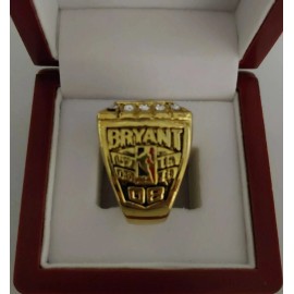 Kobe Bryant - 2000 Los Angeles Lakers Championship Ring With Wooden Display Box