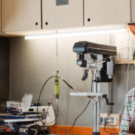 LELEJU LED Shop Light 2FT, 1100lm, 6000K, 10W, Under Cabinet LED T5 Fixture and Under Counter Lights for Kitchen, Corded Electric with ON/Off Switch (Pack of 2)