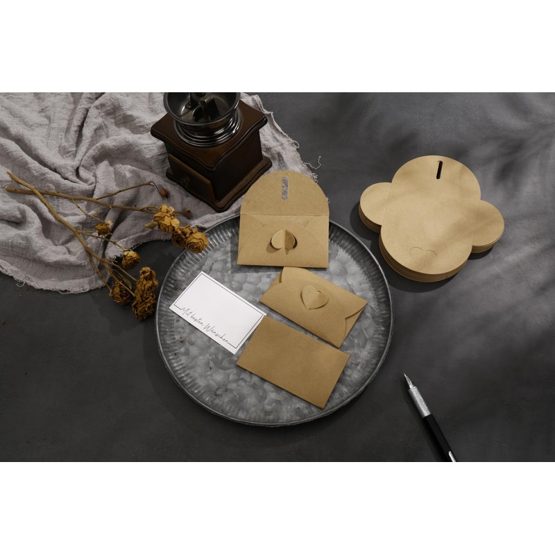 Mini Envelopes with Heart Closure (Set, 50 Envelopes, 50 Cards